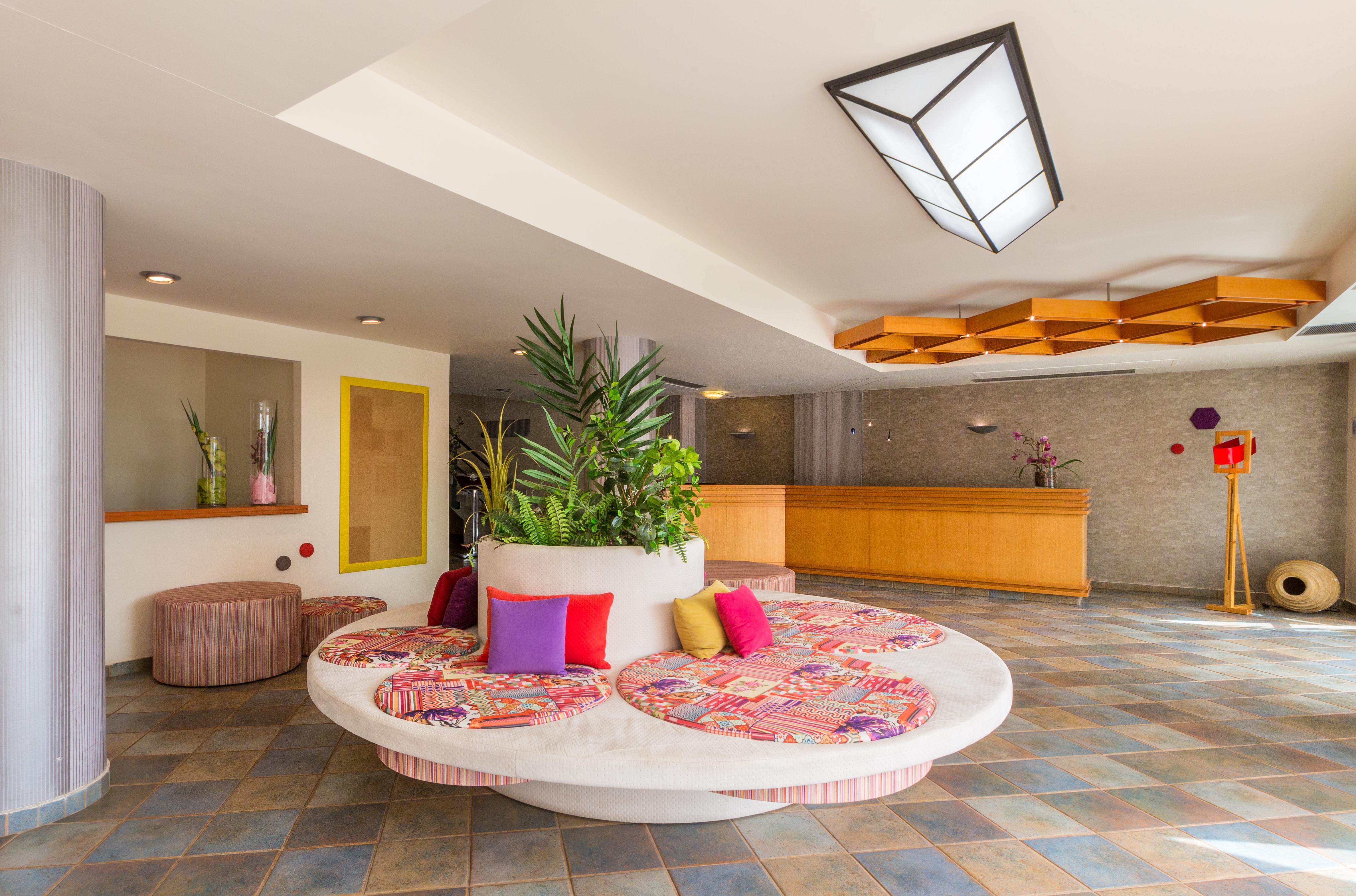Flisvos Royal Hotel & Suites 托隆 外观 照片