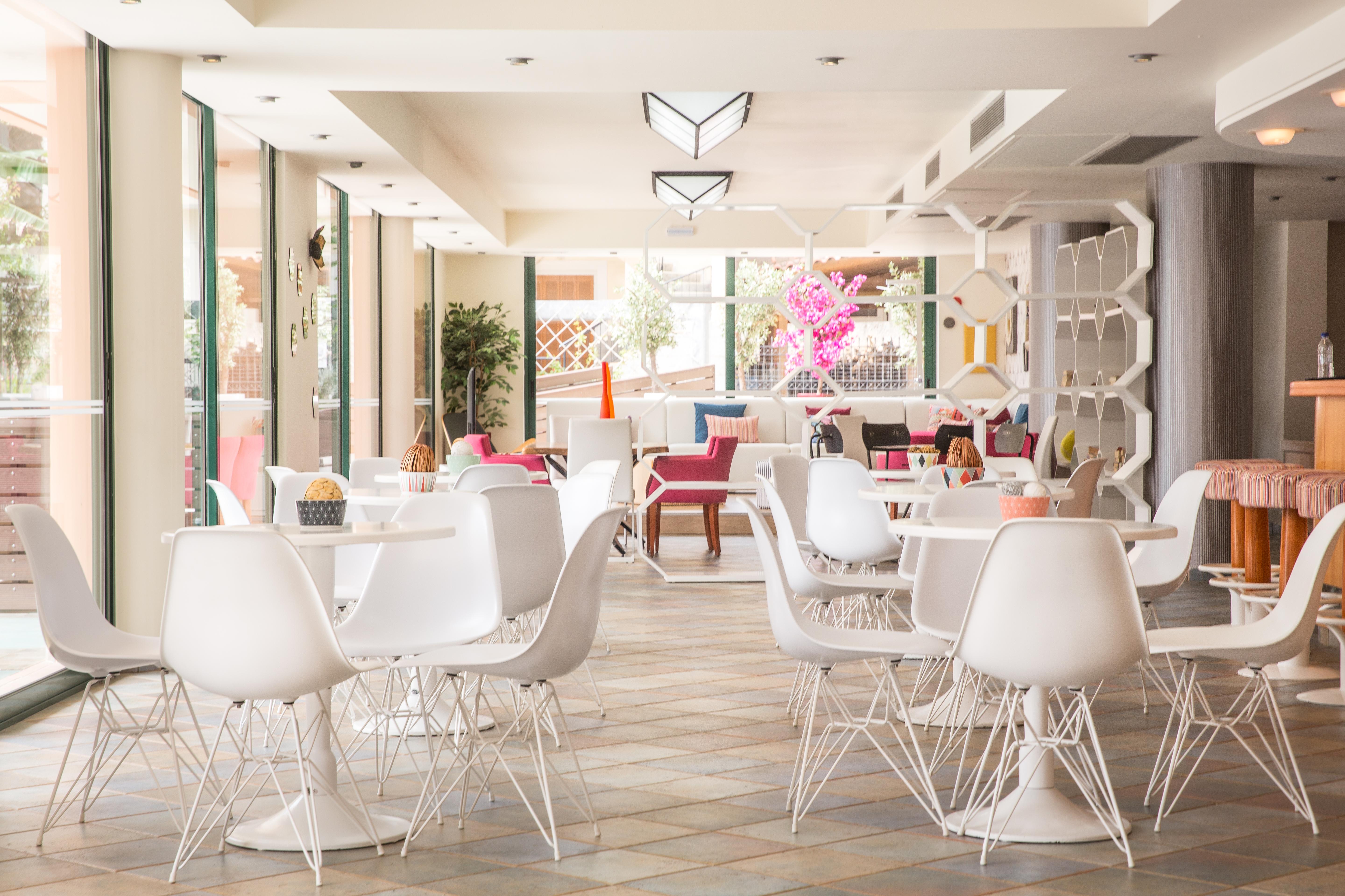 Flisvos Royal Hotel & Suites 托隆 外观 照片