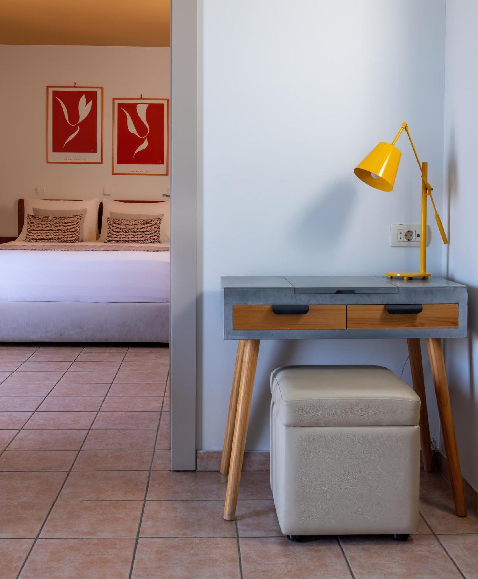 Flisvos Royal Hotel & Suites 托隆 外观 照片