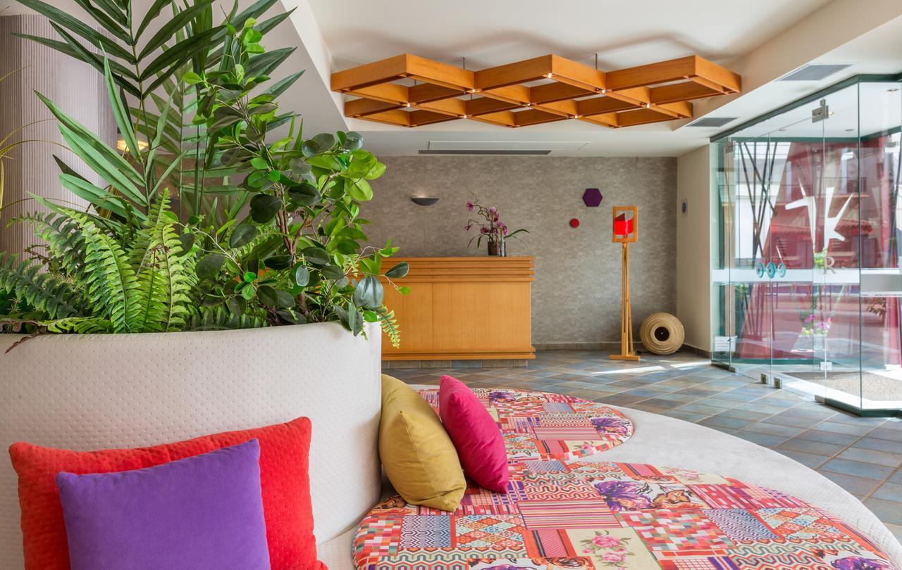 Flisvos Royal Hotel & Suites 托隆 外观 照片
