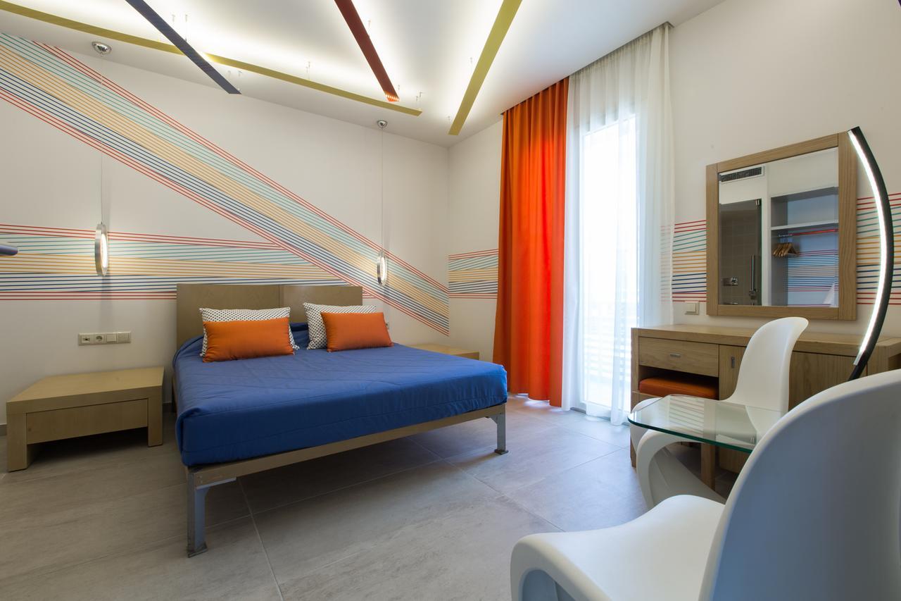 Flisvos Royal Hotel & Suites 托隆 外观 照片